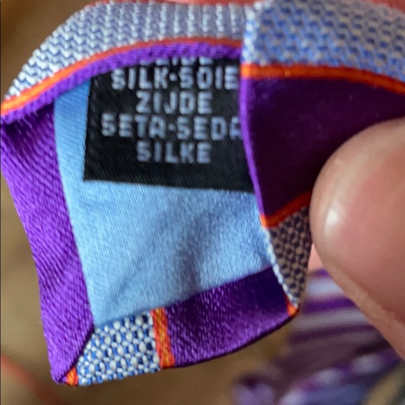 Tie - Picture 4 of 5